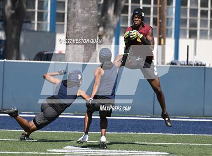 Thumbnail 3 in Oaks Christian vs. St. John Bosco (Brave 8 Invitational) photogallery.