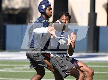 Thumbnail 1 in Oaks Christian vs. St. John Bosco (Brave 8 Invitational) photogallery.