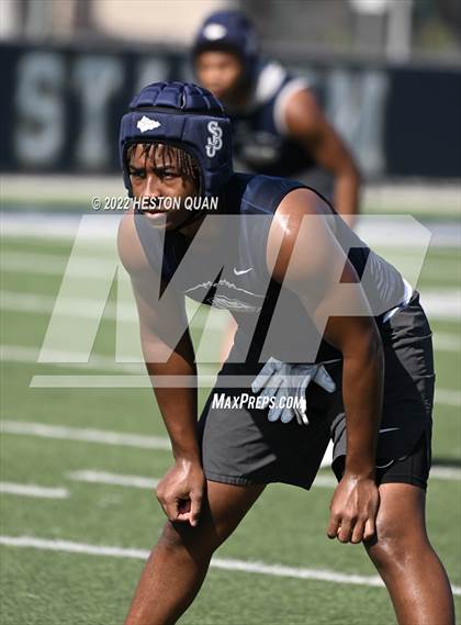 Thumbnail 2 in Oaks Christian vs. St. John Bosco (Brave 8 Invitational) photogallery.