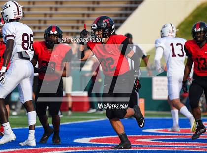 Thumbnail 1 in Trinity vs. Midland Lee (UIL 6A Division 1 Region 1 Regional Semifinal) photogallery.