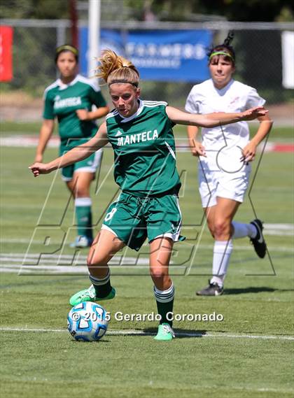 Thumbnail 2 in Manteca vs East Union (CIF-SJS D3 Final) photogallery.