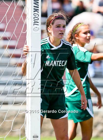 Thumbnail 2 in Manteca vs East Union (CIF-SJS D3 Final) photogallery.