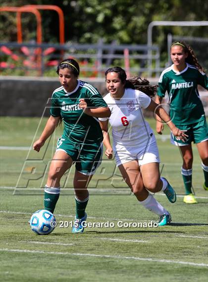 Thumbnail 1 in Manteca vs East Union (CIF-SJS D3 Final) photogallery.