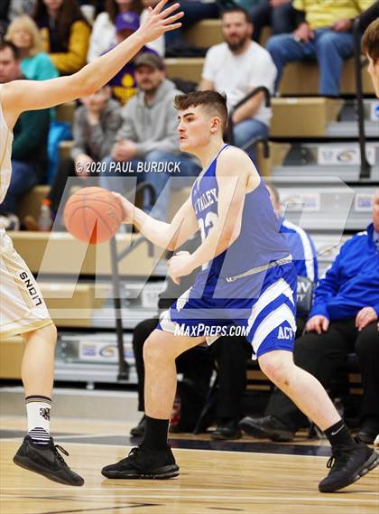 Thumbnail 2 in Allegheny-Clarion Valley vs. Clarion-Limestone (District IX 1A Consolation) photogallery.