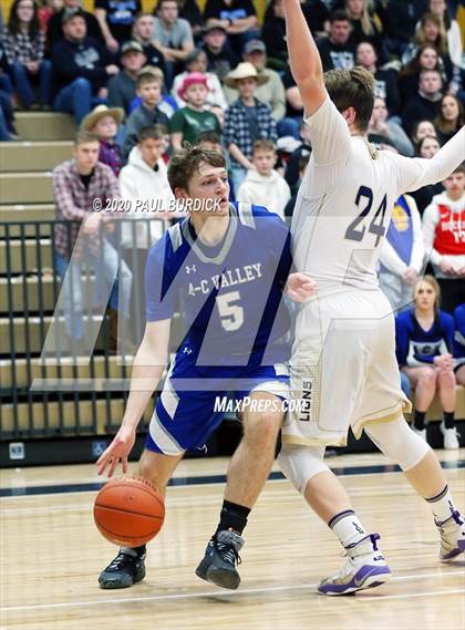 Thumbnail 2 in Allegheny-Clarion Valley vs. Clarion-Limestone (District IX 1A Consolation) photogallery.