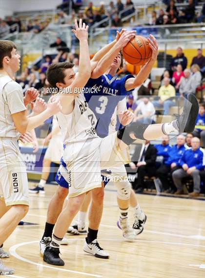 Thumbnail 3 in Allegheny-Clarion Valley vs. Clarion-Limestone (District IX 1A Consolation) photogallery.