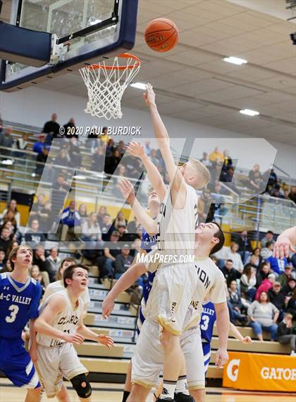 Thumbnail 2 in Allegheny-Clarion Valley vs. Clarion-Limestone (District IX 1A Consolation) photogallery.