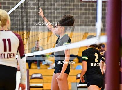Thumbnail 1 in Golden vs. Bear Creek photogallery.