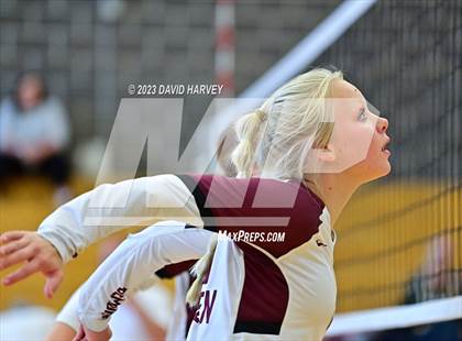 Thumbnail 3 in Golden vs. Bear Creek photogallery.