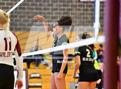 Thumbnail 1 in Golden vs. Bear Creek photogallery.