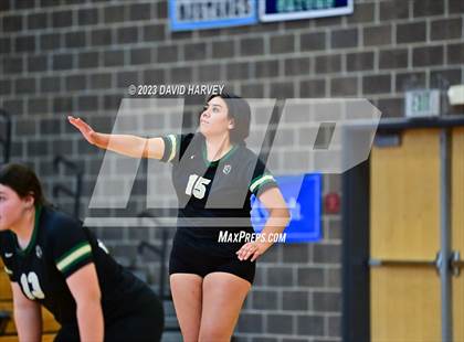 Thumbnail 2 in Golden vs. Bear Creek photogallery.