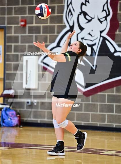 Thumbnail 3 in Golden vs. Bear Creek photogallery.