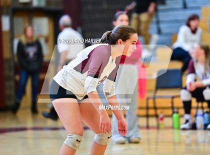 Thumbnail 2 in Golden vs. Bear Creek photogallery.