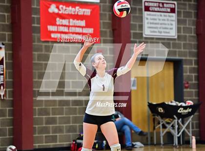 Thumbnail 3 in Golden vs. Bear Creek photogallery.