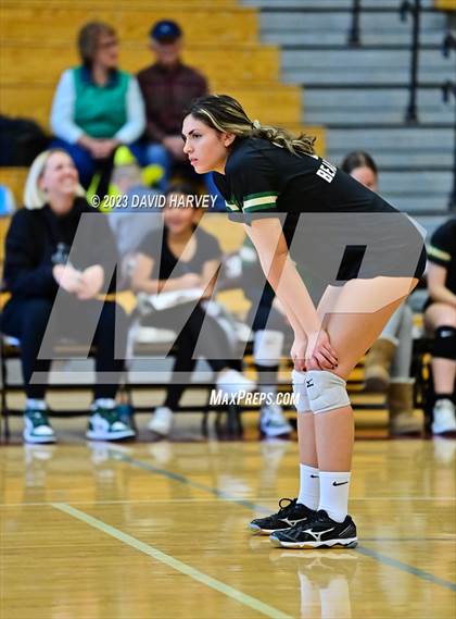 Thumbnail 2 in Golden vs. Bear Creek photogallery.