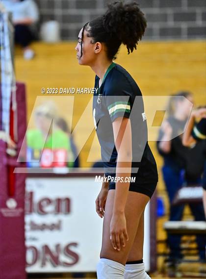 Thumbnail 1 in Golden vs. Bear Creek photogallery.