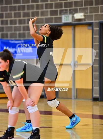 Thumbnail 3 in Golden vs. Bear Creek photogallery.