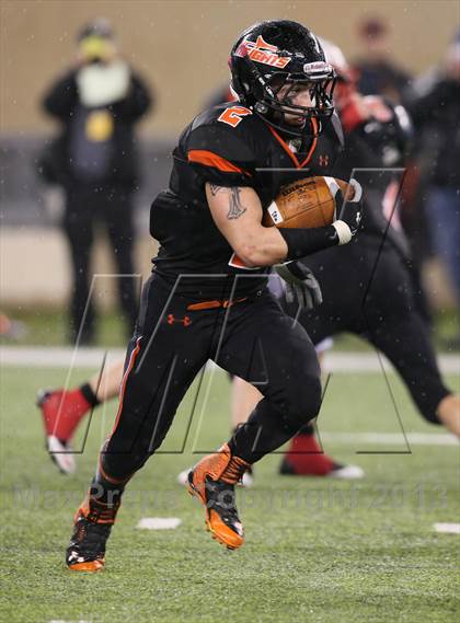 Thumbnail 2 in Pompton Lakes vs. Hasbrouck Heights (NJSIAA North 1 Group 1 Final) photogallery.