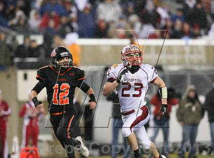 Thumbnail 3 in Pompton Lakes vs. Hasbrouck Heights (NJSIAA North 1 Group 1 Final) photogallery.