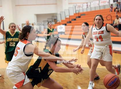 Thumbnail 3 in Grand Saline vs Harleton photogallery.