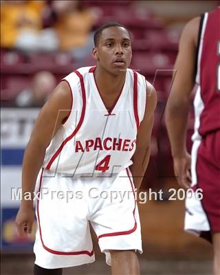 Thumbnail 2 in Laguna Creek vs. Vallejo (Section Playoffs) photogallery.