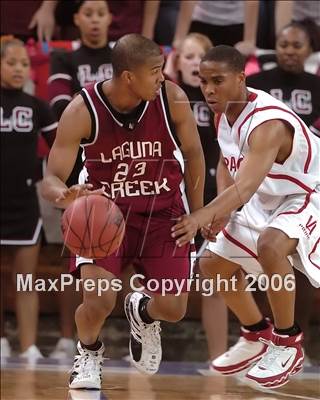 Thumbnail 2 in Laguna Creek vs. Vallejo (Section Playoffs) photogallery.