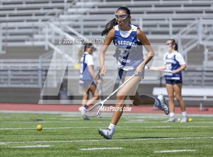 Thumbnail 2 in El Segundo vs. St. Margaret's (CIFSS D2 Final) photogallery.