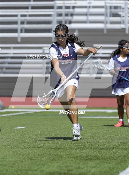 Thumbnail 1 in El Segundo vs. St. Margaret's (CIFSS D2 Final) photogallery.