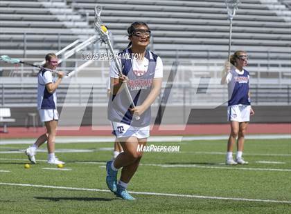 Thumbnail 2 in El Segundo vs. St. Margaret's (CIFSS D2 Final) photogallery.