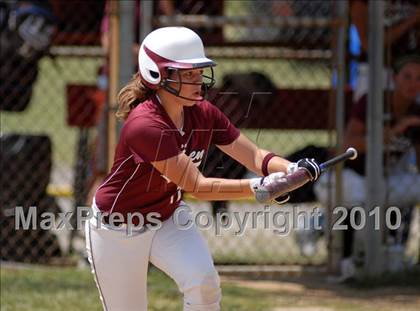 Thumbnail 1 in Cobden v. Cumberland (IHSA Class 1A Super-Sectional) photogallery.