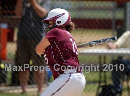 Thumbnail 3 in Cobden v. Cumberland (IHSA Class 1A Super-Sectional) photogallery.