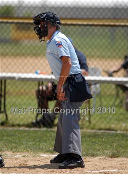 Thumbnail 3 in Cobden v. Cumberland (IHSA Class 1A Super-Sectional) photogallery.