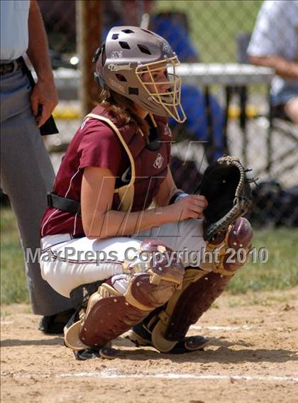 Thumbnail 2 in Cobden v. Cumberland (IHSA Class 1A Super-Sectional) photogallery.