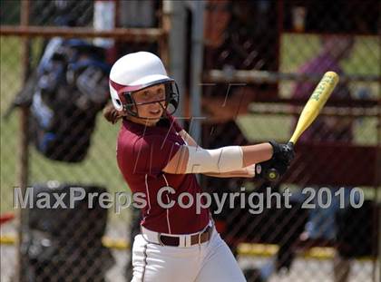 Thumbnail 3 in Cobden v. Cumberland (IHSA Class 1A Super-Sectional) photogallery.