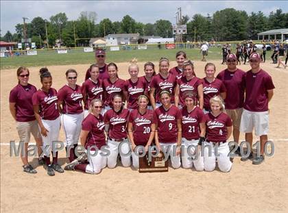 Thumbnail 1 in Cobden v. Cumberland (IHSA Class 1A Super-Sectional) photogallery.