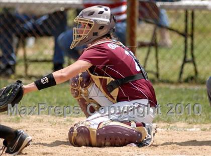 Thumbnail 3 in Cobden v. Cumberland (IHSA Class 1A Super-Sectional) photogallery.