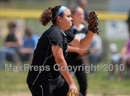 Thumbnail 3 in Cobden v. Cumberland (IHSA Class 1A Super-Sectional) photogallery.