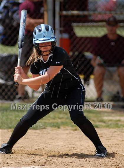 Thumbnail 2 in Cobden v. Cumberland (IHSA Class 1A Super-Sectional) photogallery.
