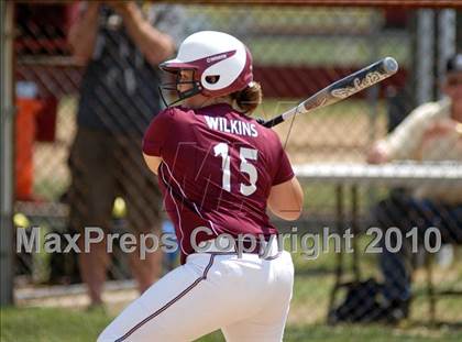 Thumbnail 2 in Cobden v. Cumberland (IHSA Class 1A Super-Sectional) photogallery.