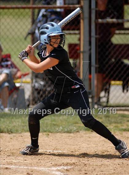 Thumbnail 3 in Cobden v. Cumberland (IHSA Class 1A Super-Sectional) photogallery.