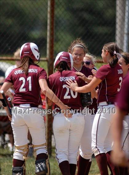 Thumbnail 3 in Cobden v. Cumberland (IHSA Class 1A Super-Sectional) photogallery.