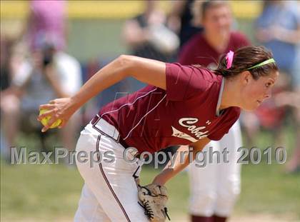 Thumbnail 2 in Cobden v. Cumberland (IHSA Class 1A Super-Sectional) photogallery.