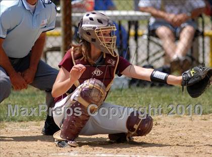 Thumbnail 1 in Cobden v. Cumberland (IHSA Class 1A Super-Sectional) photogallery.