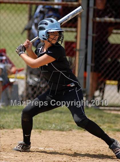 Thumbnail 3 in Cobden v. Cumberland (IHSA Class 1A Super-Sectional) photogallery.