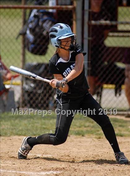 Thumbnail 1 in Cobden v. Cumberland (IHSA Class 1A Super-Sectional) photogallery.