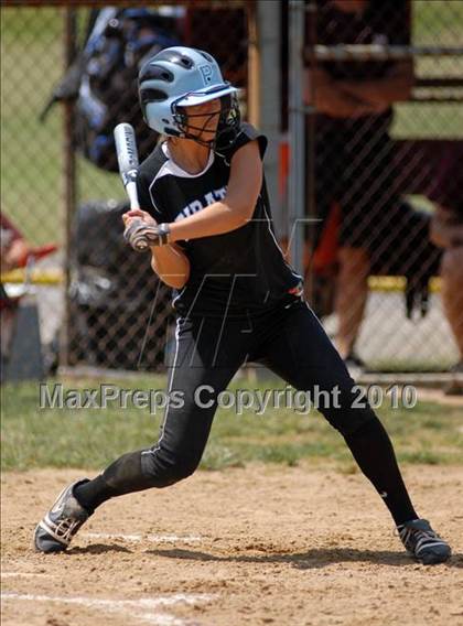 Thumbnail 1 in Cobden v. Cumberland (IHSA Class 1A Super-Sectional) photogallery.