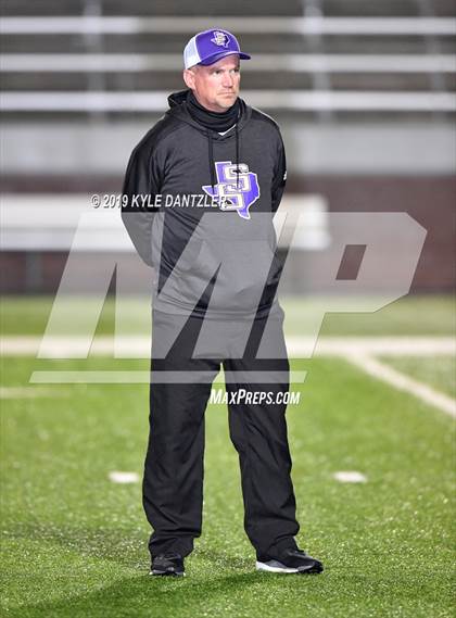 Thumbnail 1 in San Saba vs. Rivercrest (UIL 2A Division 1 Region 2 Semifinal) photogallery.