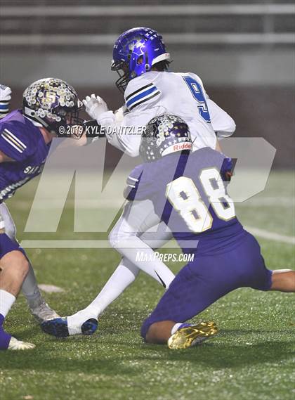 Thumbnail 3 in San Saba vs. Rivercrest (UIL 2A Division 1 Region 2 Semifinal) photogallery.