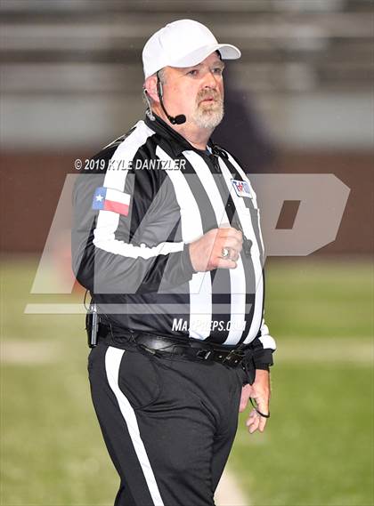 Thumbnail 3 in San Saba vs. Rivercrest (UIL 2A Division 1 Region 2 Semifinal) photogallery.