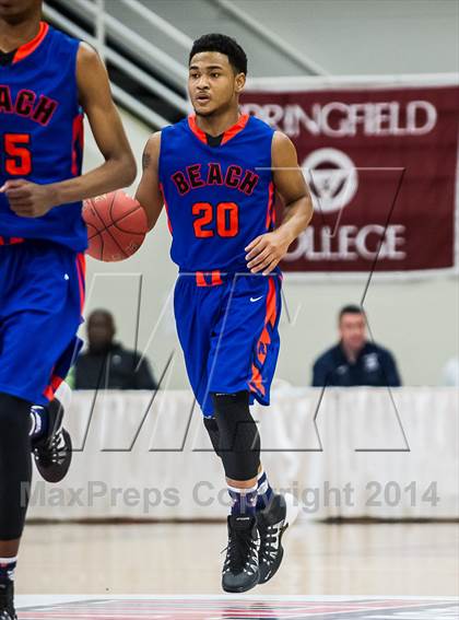 Thumbnail 2 in Bishop O'Connell vs. Rainier Beach (Spalding Hoophall Classic) photogallery.